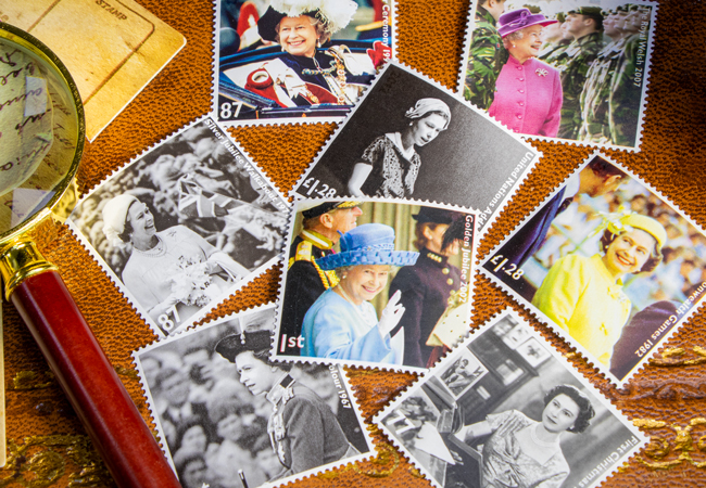 Your shortcut to becoming a Queen Elizabeth II stamp collector… QEII Jubilee Stamp Col Lifestyle 05 1 - Your shortcut to becoming a Queen Elizabeth II stamp collector…