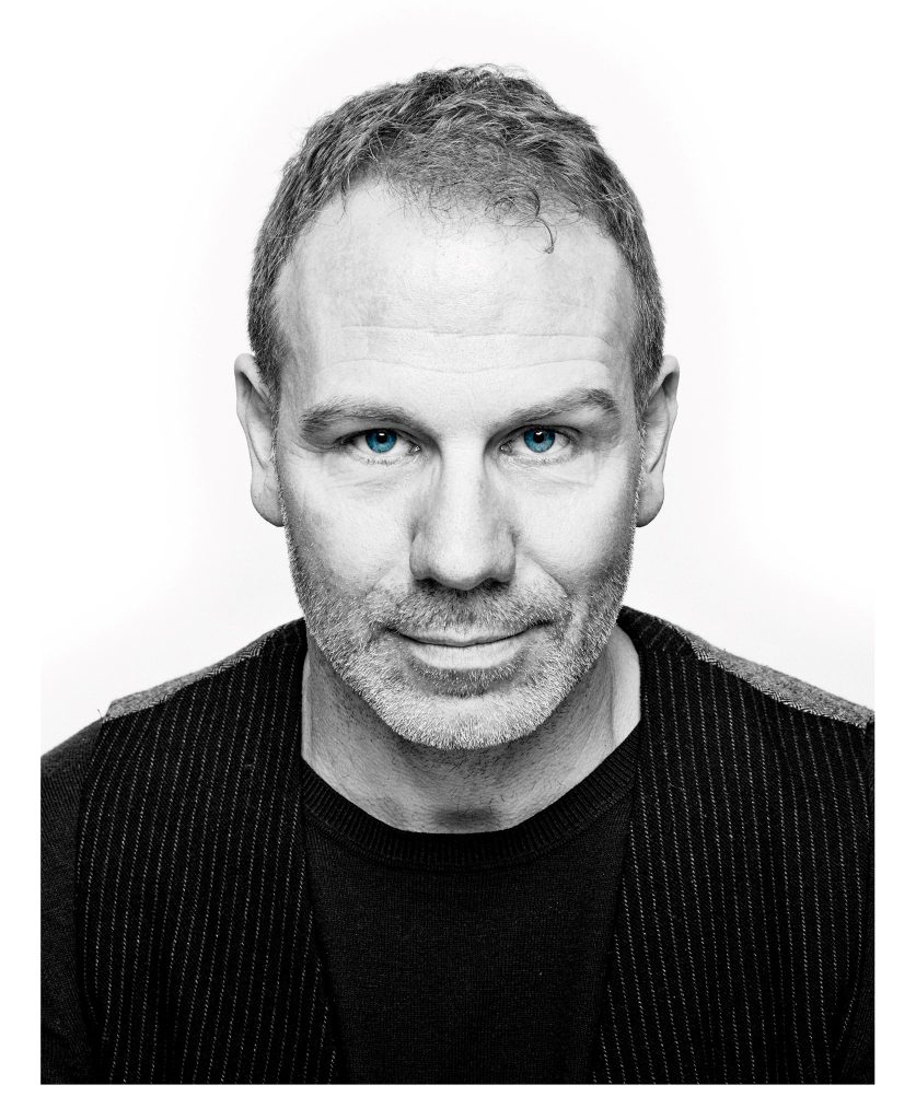 Jean Michel Girard 837x1024 - The exclusive set commissioned especially for you