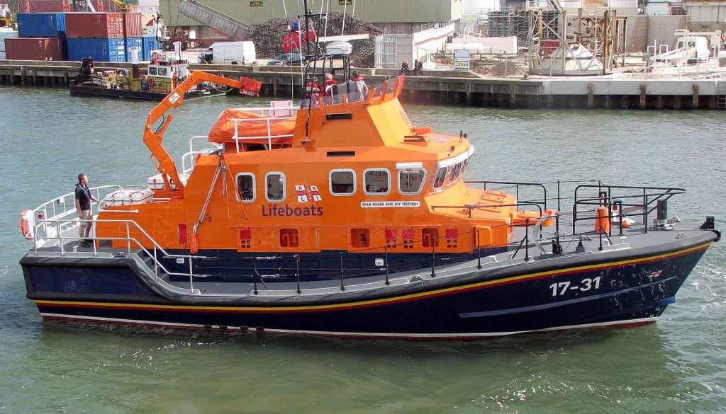 Celebrating 200 Years of Bravery at Sea: The New UK 2024 RNLI 50p Coin Lifeboat.17 31.underway.arp 1024x585 - Celebrating 200 Years of Bravery at Sea: The New UK 2024 RNLI 50p Coin